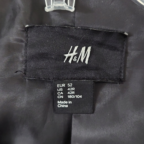 Men's H&M Blazer - Picture 3 of 9
